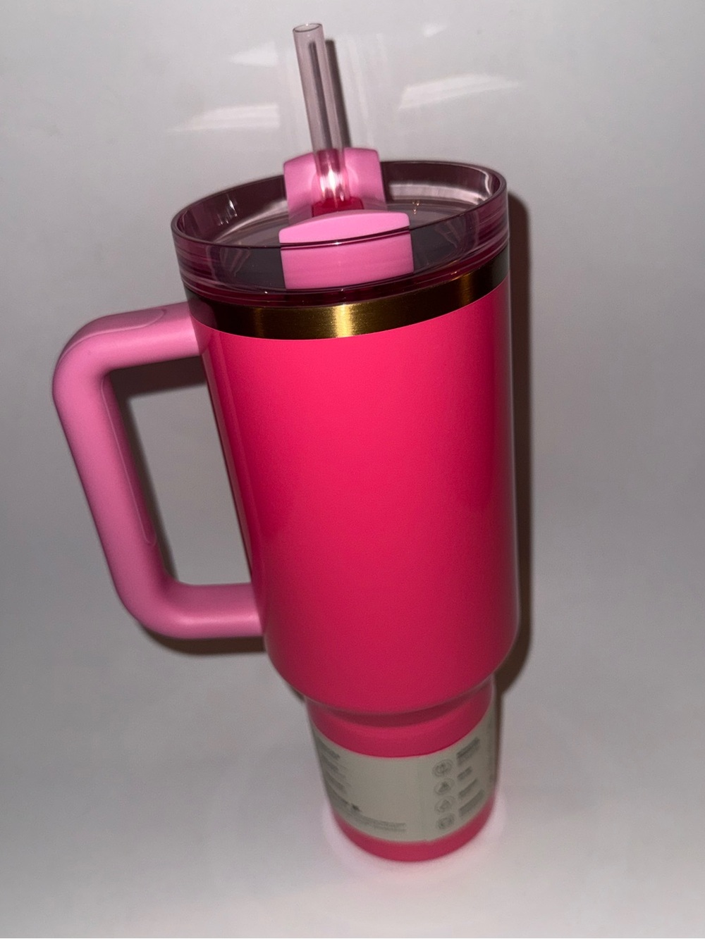 NWT Stanley Pink Parade Quencher H2.0 Tumbler with Straw 40 oz - Picture 3 of 5